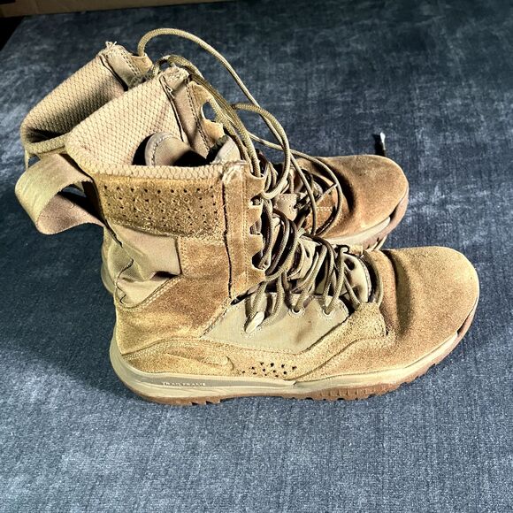 Nike SFB Field 2 8\